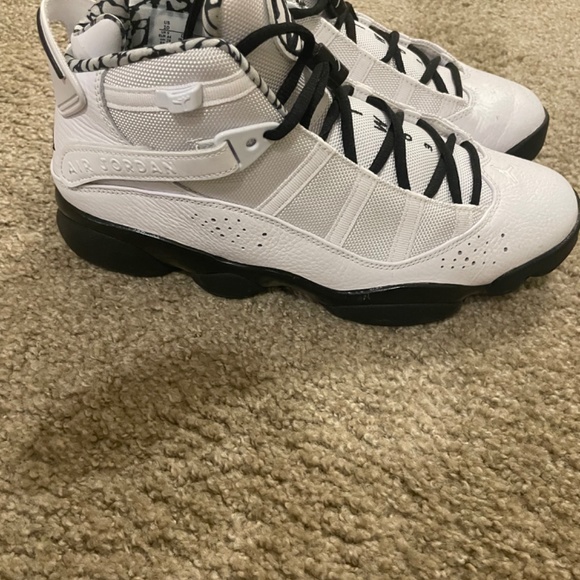 Jordan 6 Rings - Picture 5 of 5